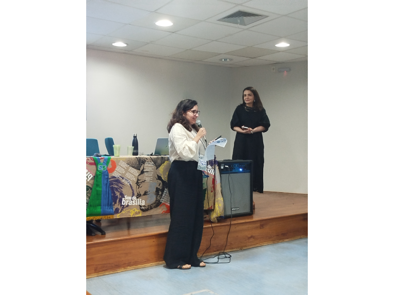 Fórum de Coordenadores de PPG do Centro-Oeste, Área 41, 2026.  Participação de Coordenadores/as de PPG do CO; da Magnífica Reitora da UnB, Profa. Dra. Rozana R. Naves; da Direção do IL e dos Representantes da Área na CAPES: Prof. Dr. José S. Magalhães e Profa. Dra. Solange Fiuza. 27 a 29 de maio de 2026, Auditório do Instituto de Letras.